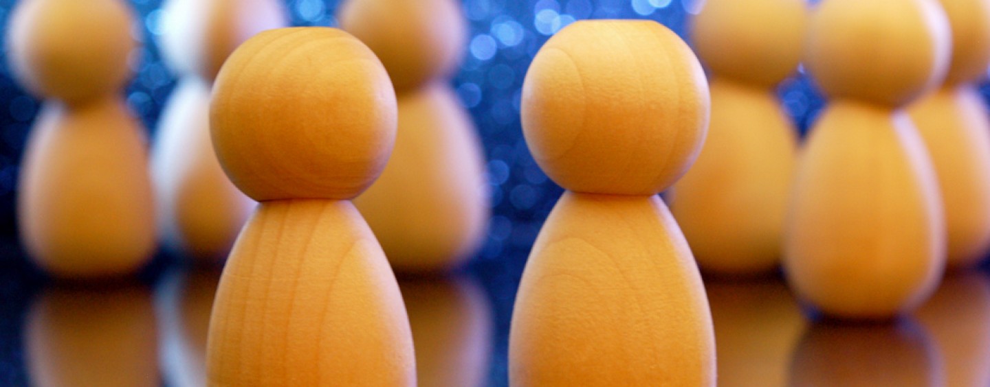 Simposio sulla partecipazione giovanile nel mondo digitalizzato