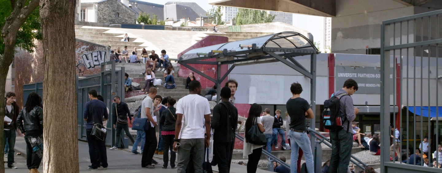 1 anno o 3 mesi per ricerche in Francia