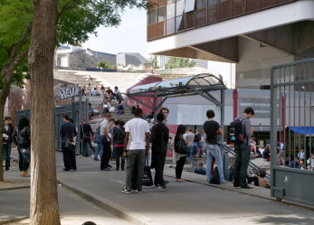 1 anno o 3 mesi per ricerche in Francia