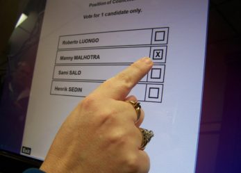 Lavora al referendum come Digital Assistant