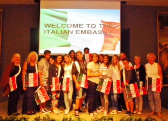 Fai un tirocinio in ambasciata