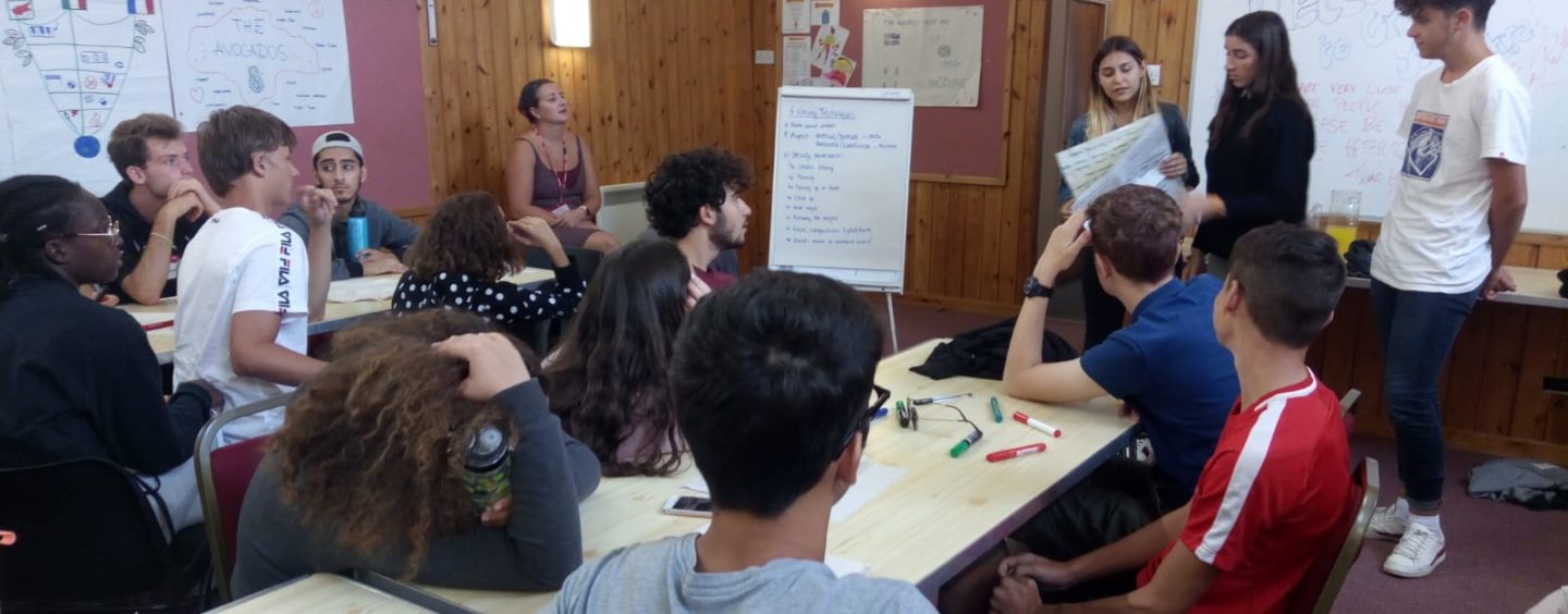 Volontari in Francia