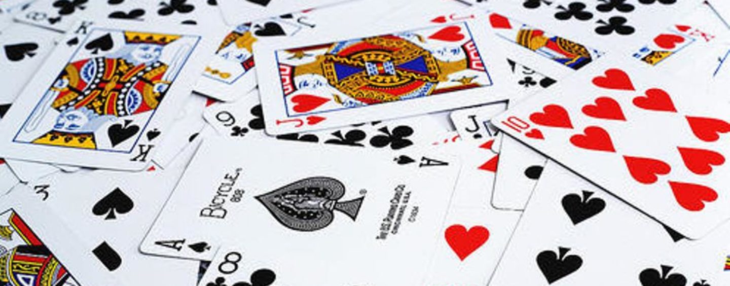 Giocare a bridge (anche) per migliorare il voto in matematica