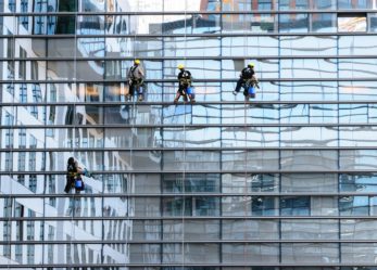 A castel Mella corso gratuito per addetto alle pulizie industriali in quota