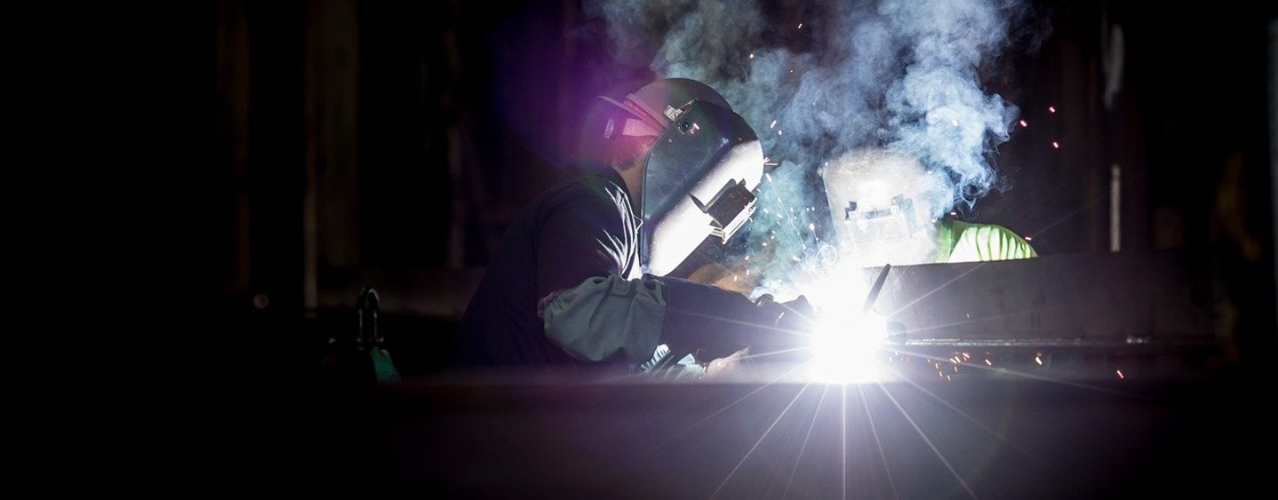 A Chiari corso gratuito di saldatura a filo ed elettrodo