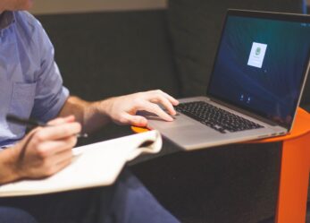 Corso gratuito on line in Web content editor