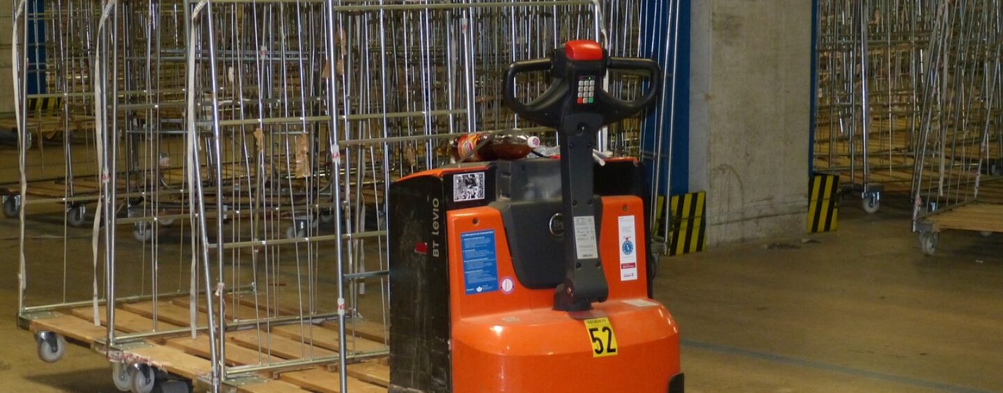 A Castel Mella un corso gratuito di logistica e magazzino con carrello