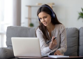 Per universitari: un aiuto a entrare nel mondo del lavoro