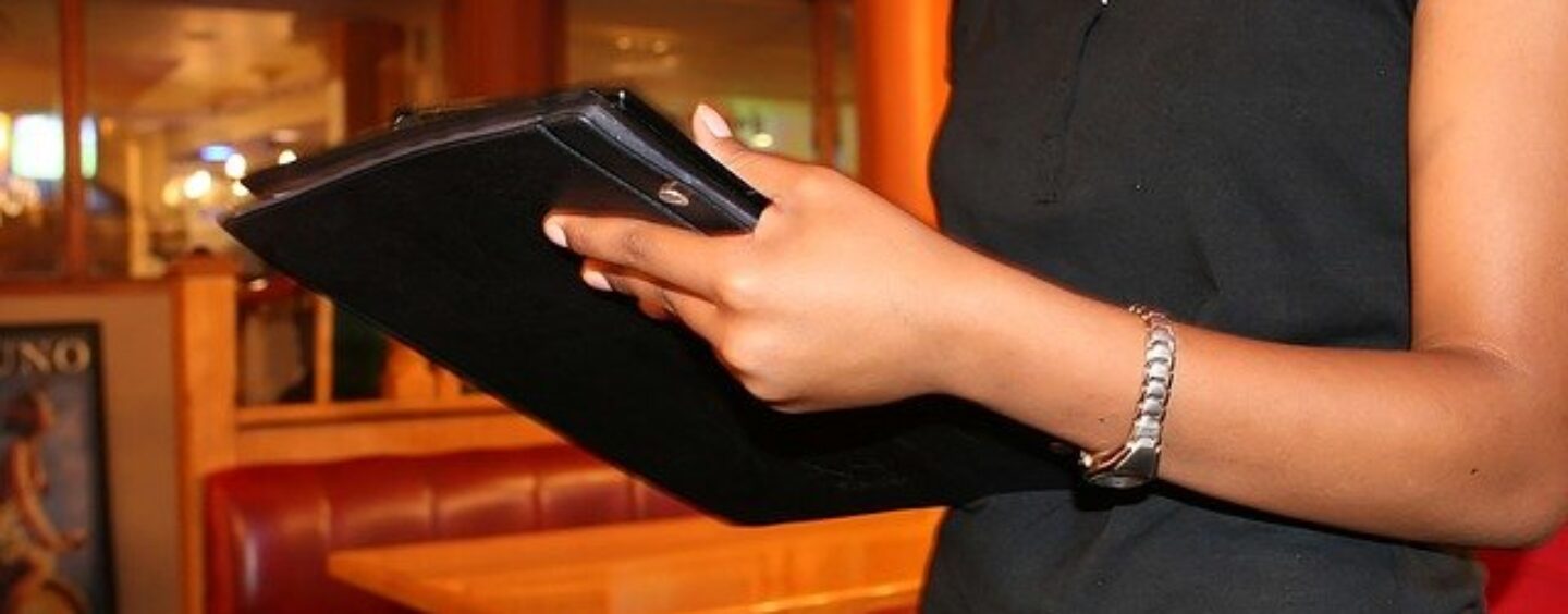 Opportunità di lavoro: camerieri e camerieri al piano