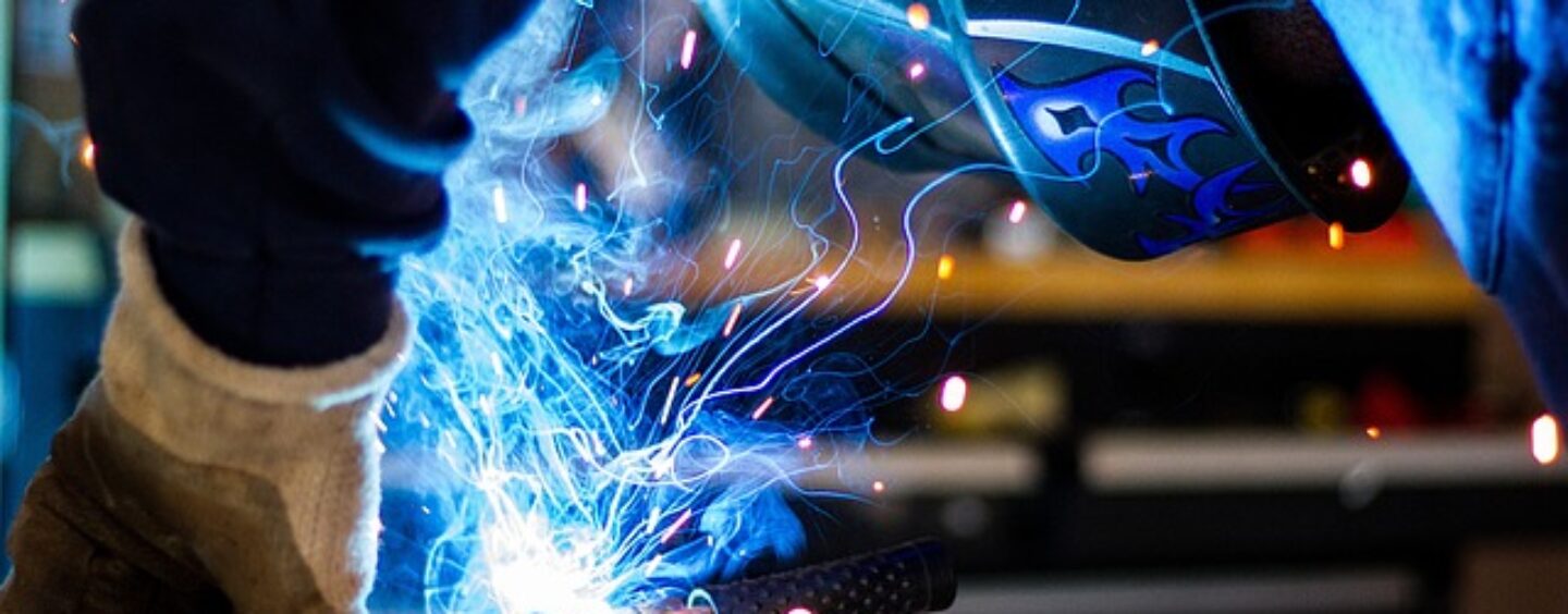 Opportunità di lavoro: impiegato tecnico, disegnatore meccanico, operaio