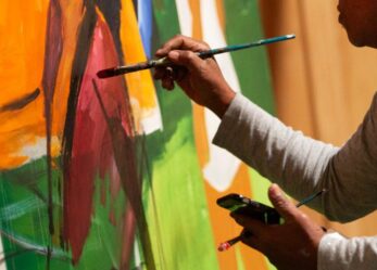 12 artiste/i under 30 per Biennale arte