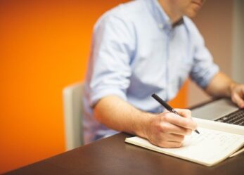 Avviso di selezione: istruttore amministrativo contabile