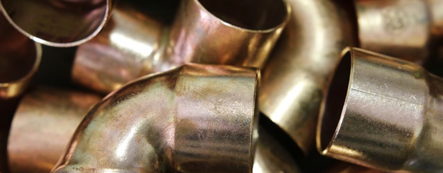 Opportunità di lavoro: attrezzista/conduttore macchine montaggio automatico