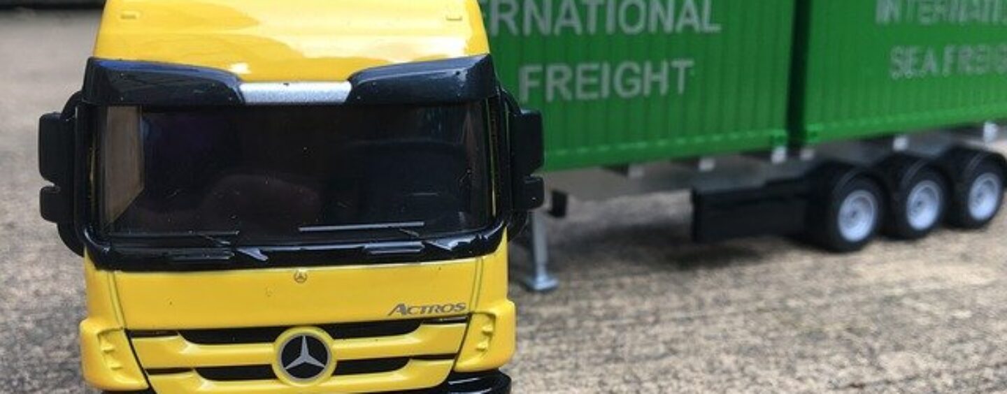 Opportunità di lavoro: autista con patente CE