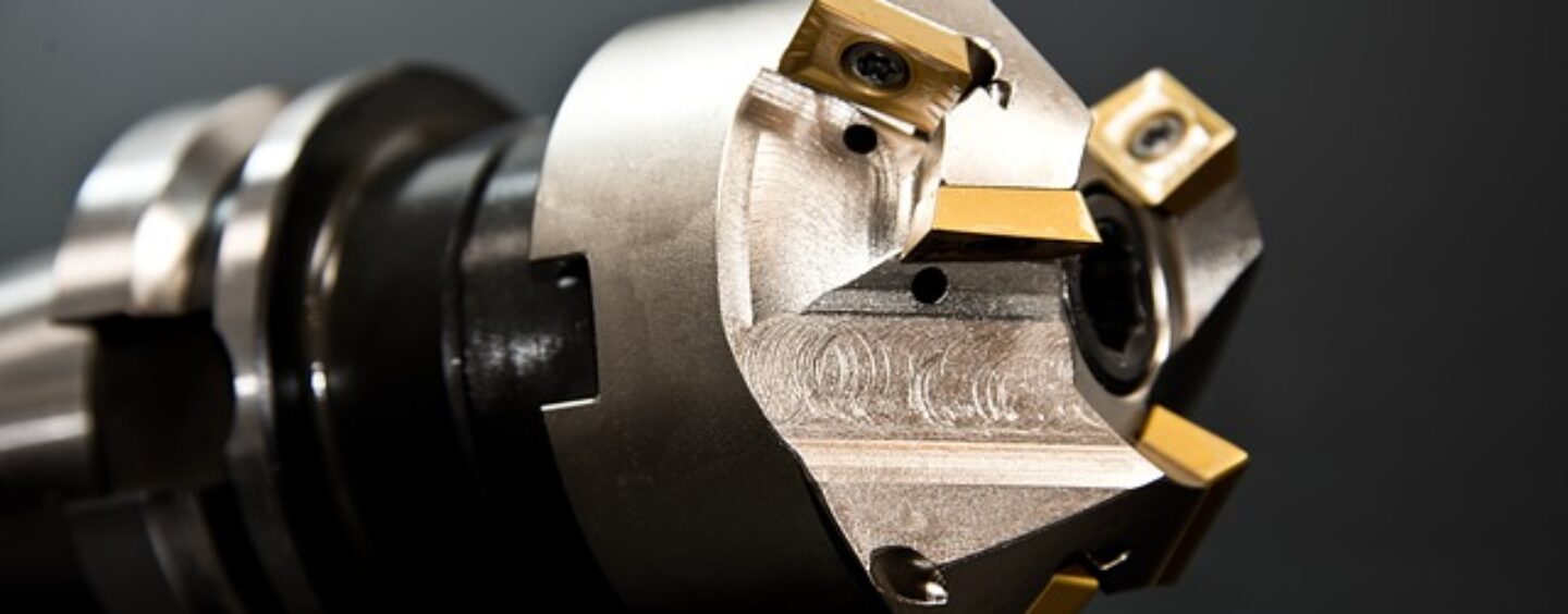 Corso gratuito on line per meccanico CNC