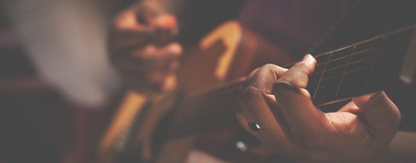 La musica è un tuo diritto, suona per un contest