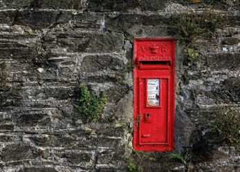 Opportunità di lavoro in Poste Italiane: portalettere e consulenti finanziari
