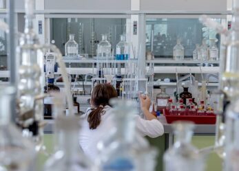 Women for STEM: 10 borse di studio