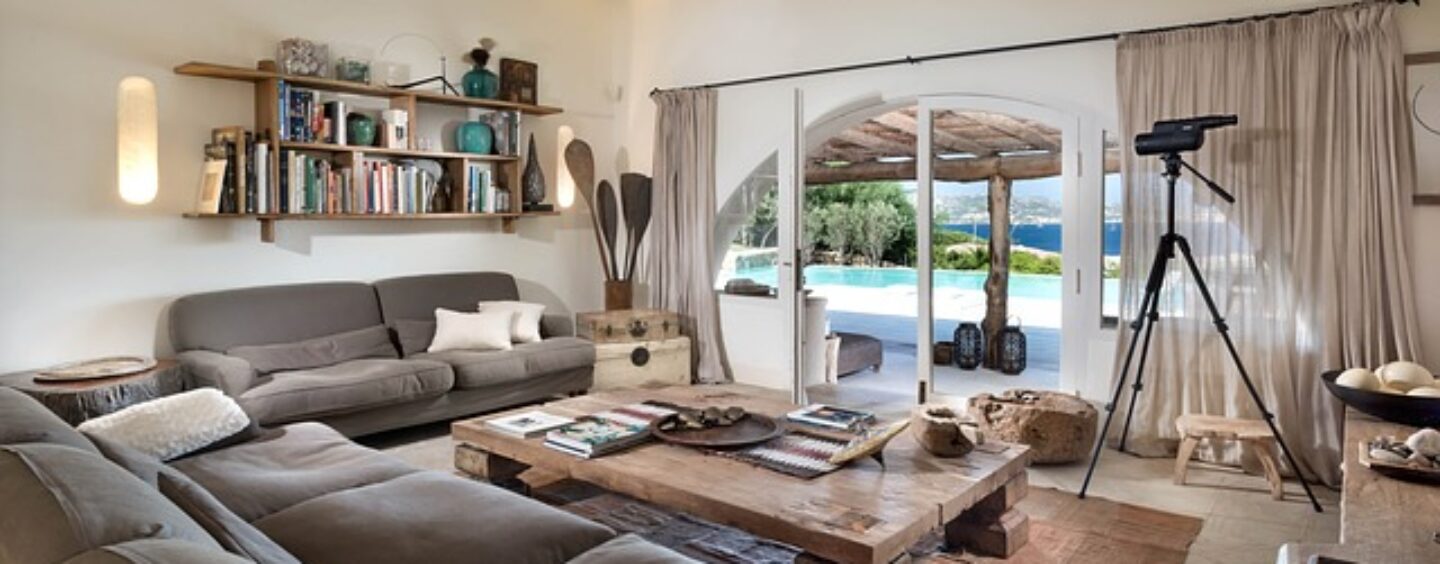 Opportunità di lavoro: vendere divani e poltrone