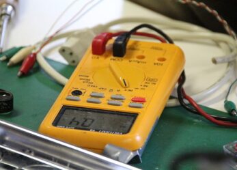 Corso gratuito per addetto agli impianti elettrici a Castel Mella