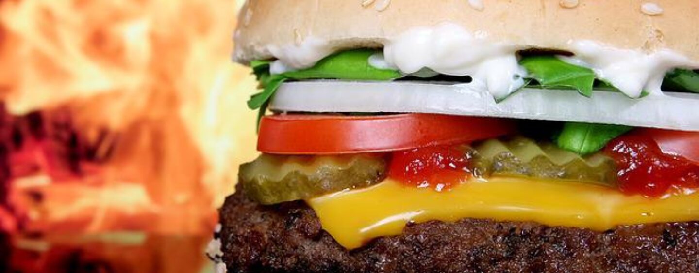 Addetti alla ristorazione in una catena