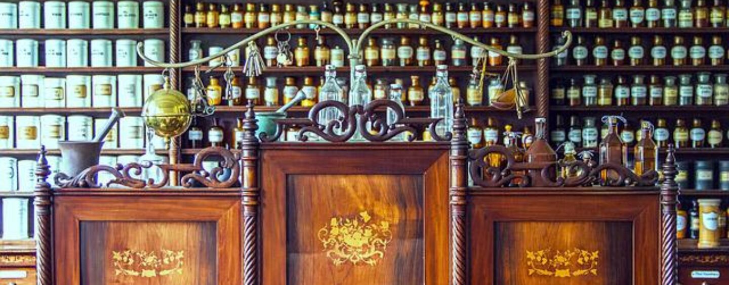 Un corso gratuito per formare commessa/o di farmacia