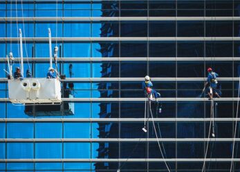 Corso gratuito per addetto alle pulizie industriali e in quota