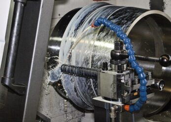 Corso gratuito su macchine utensili tradizionali