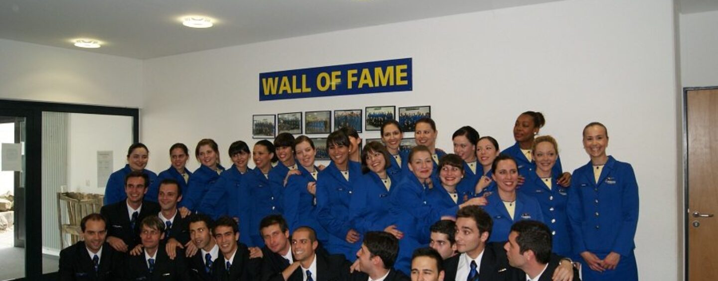 Selezioni per assistenti di volo