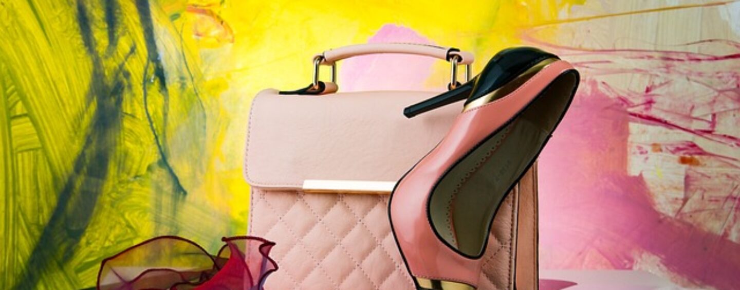 Opportunità di lavoro in negozio abbigliamento e casa