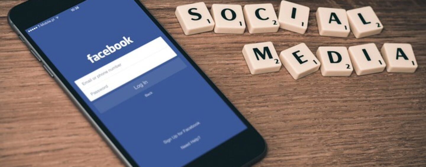 Corso gratuito: gestione di social media