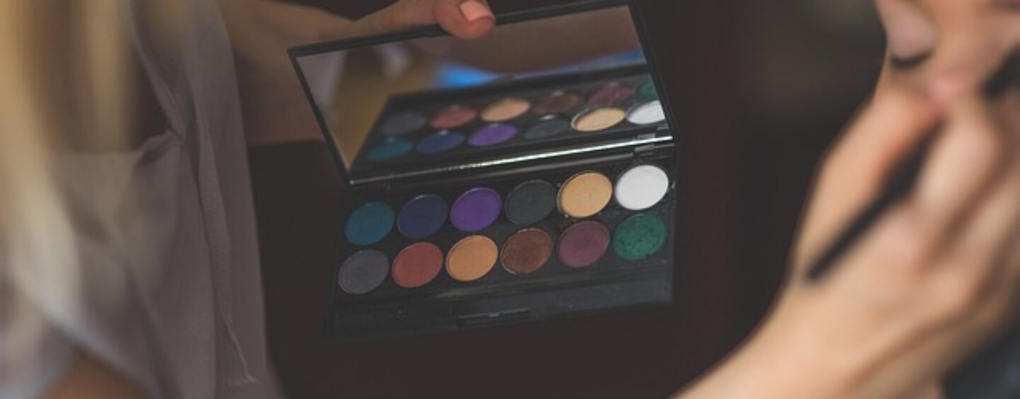 Corso gratuito: vendita nel settore cosmetico