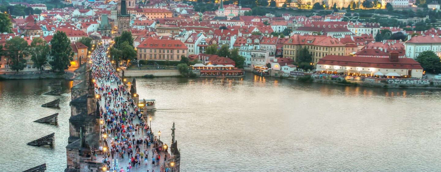 Tirocinio all’Agenzia europea per il programma spaziale di Praga