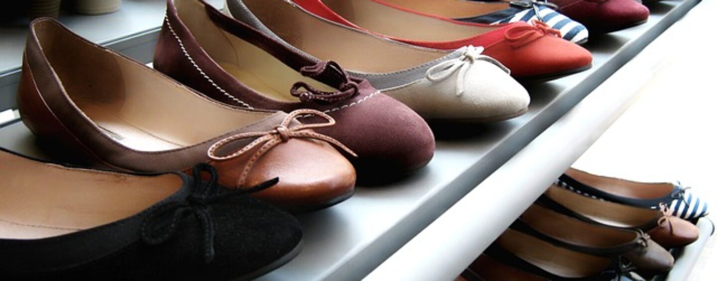 Addetto alle vendite in negozio di abbigliamento