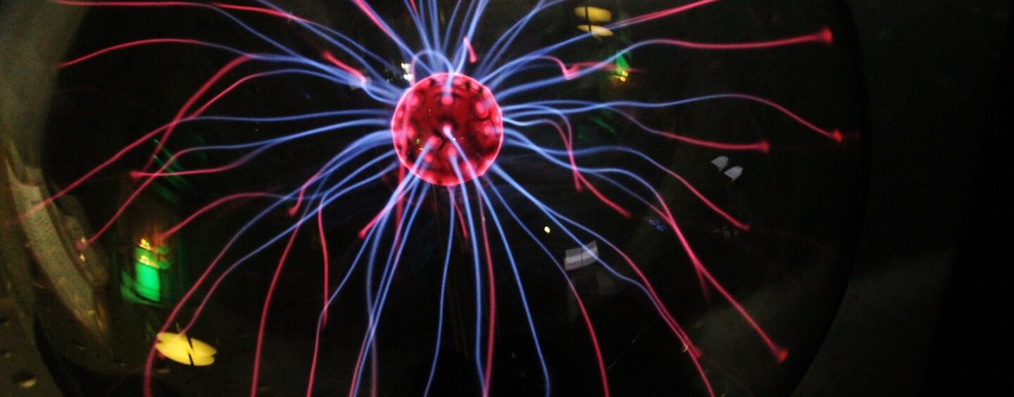 Tirocinio per sviluppare robot bipedi umanoidi