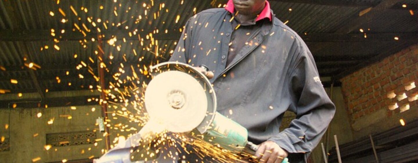 Impara un lavoro con il contratto di apprendistato