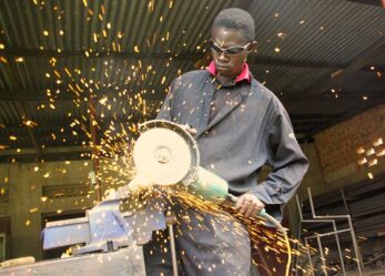 Impara un lavoro con il contratto di apprendistato