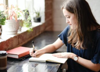 Concorso letterario: Premio Chiara Giovani 2024