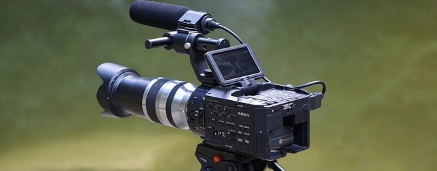 Comparsa per una serie TV? Al Mo.Ca le selezioni