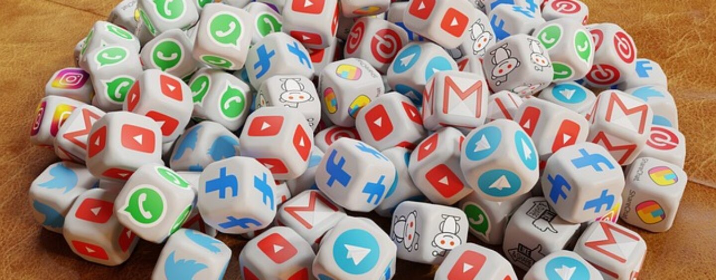 Social media manager: corso gratuito a Brescia